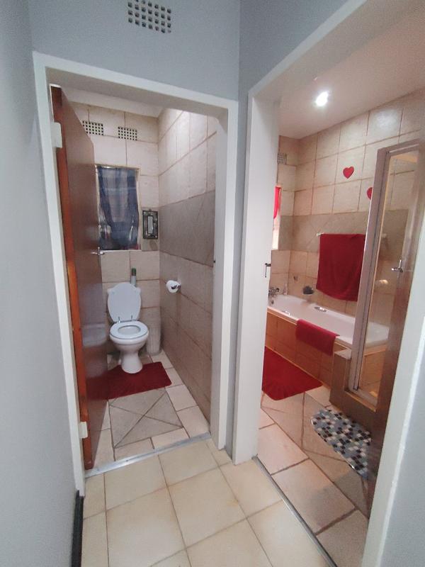 3 Bedroom Property for Sale in Vaalpark Free State